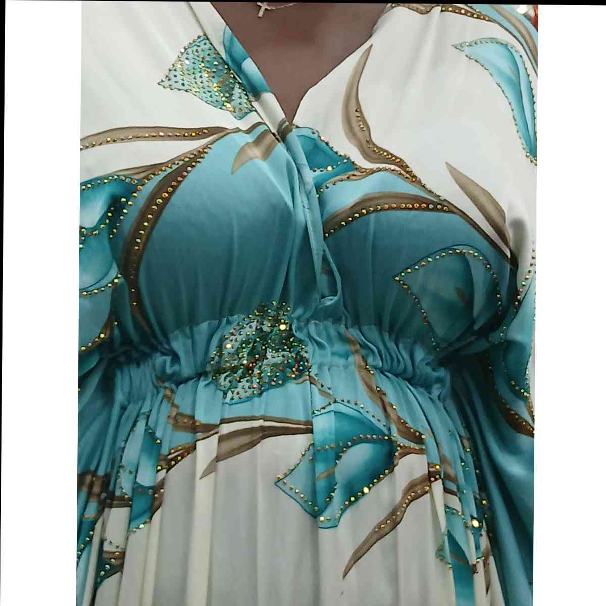Robe Femme en Soie Perlée - Élégance Florale Turquoise et Crème