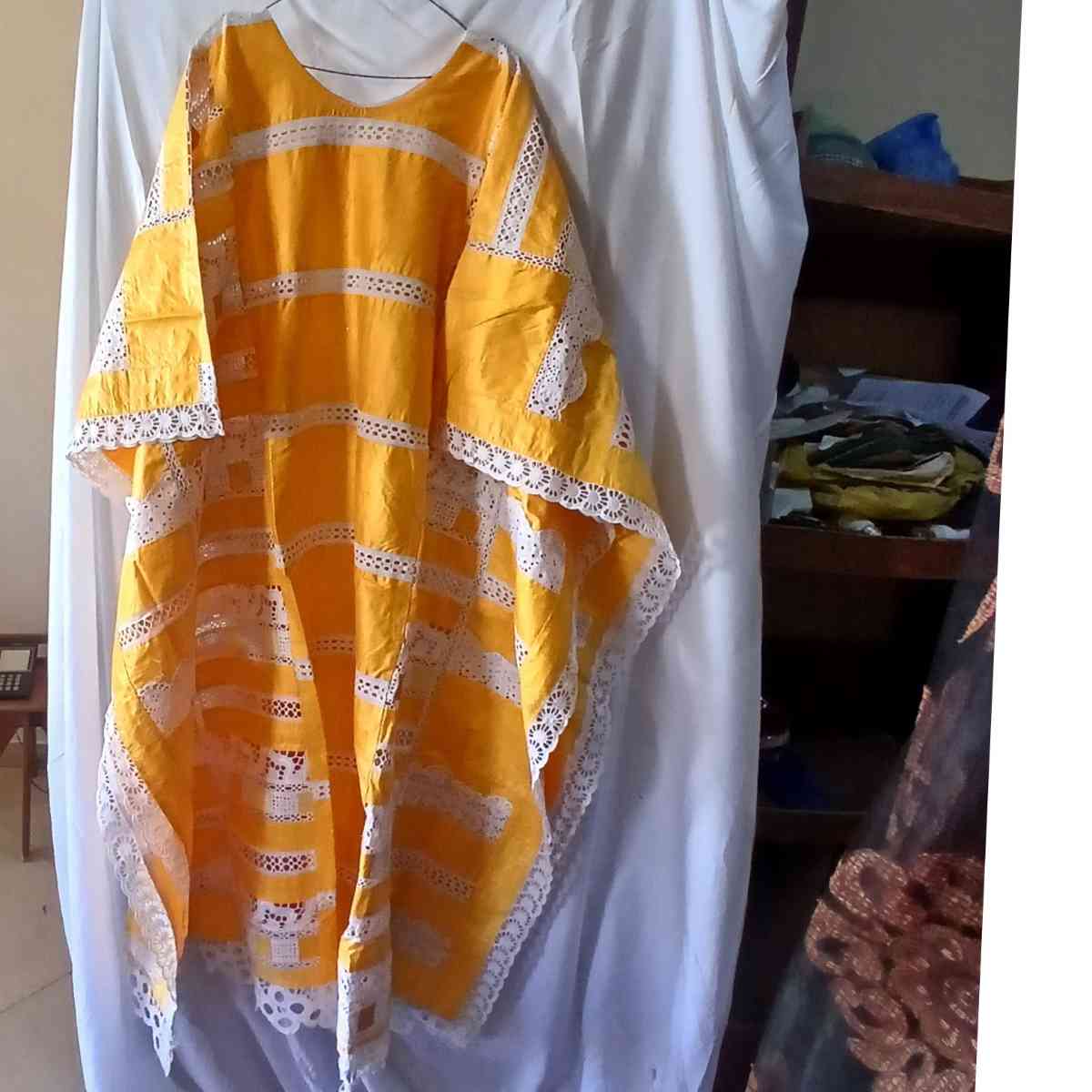 Boubou femme jaune brodé