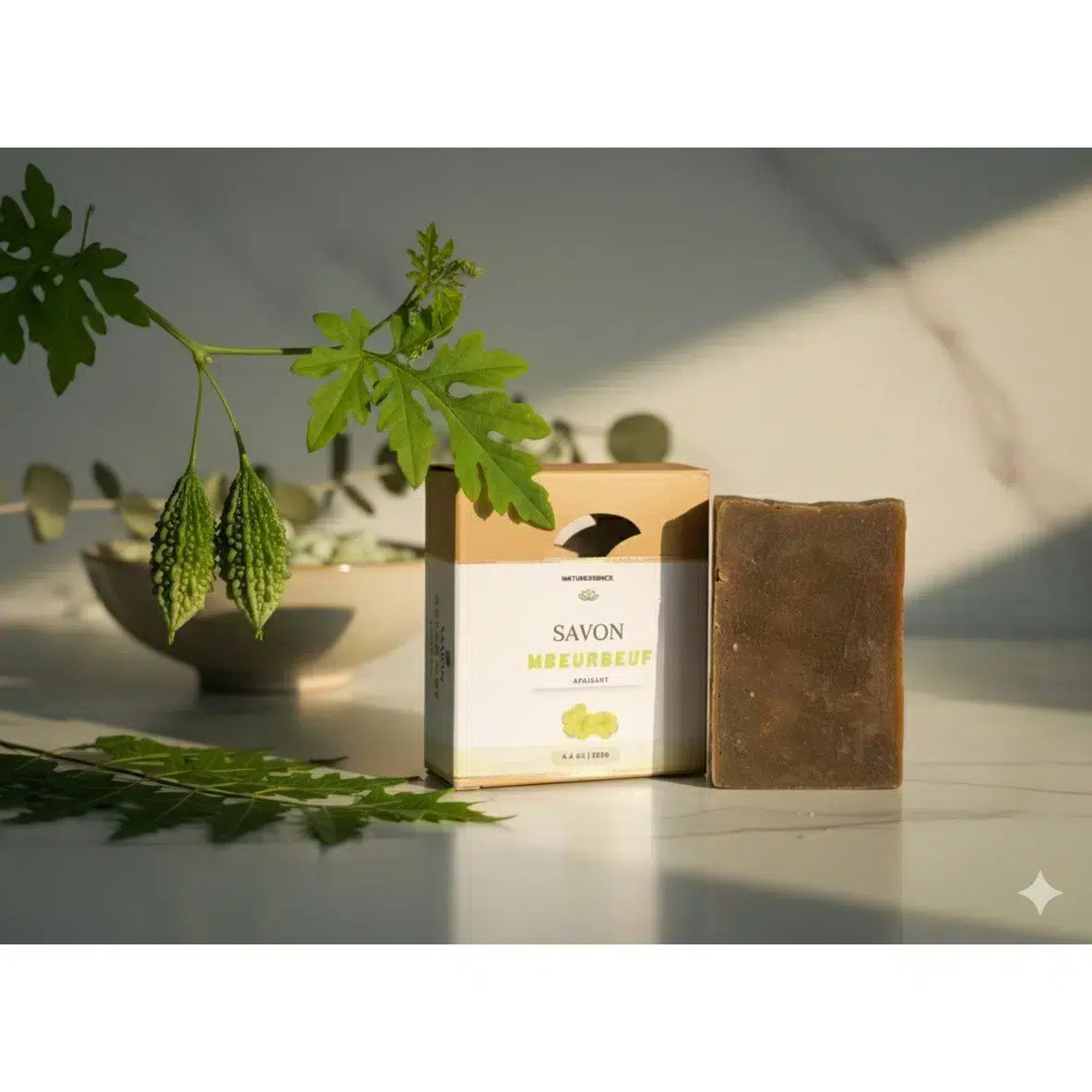 Savon apaisant aux concombre amer, lait de chèvre et huile de neem