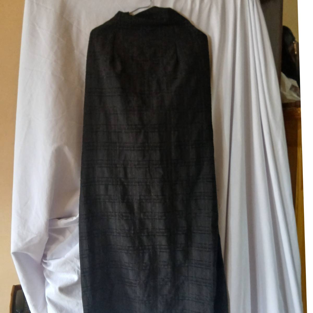 Ensemble jupe et haut femme élégant avec gilet