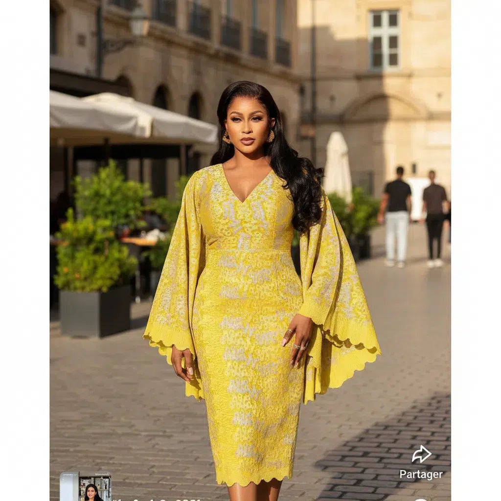 Robe femme jaune soleil avec manches évasées