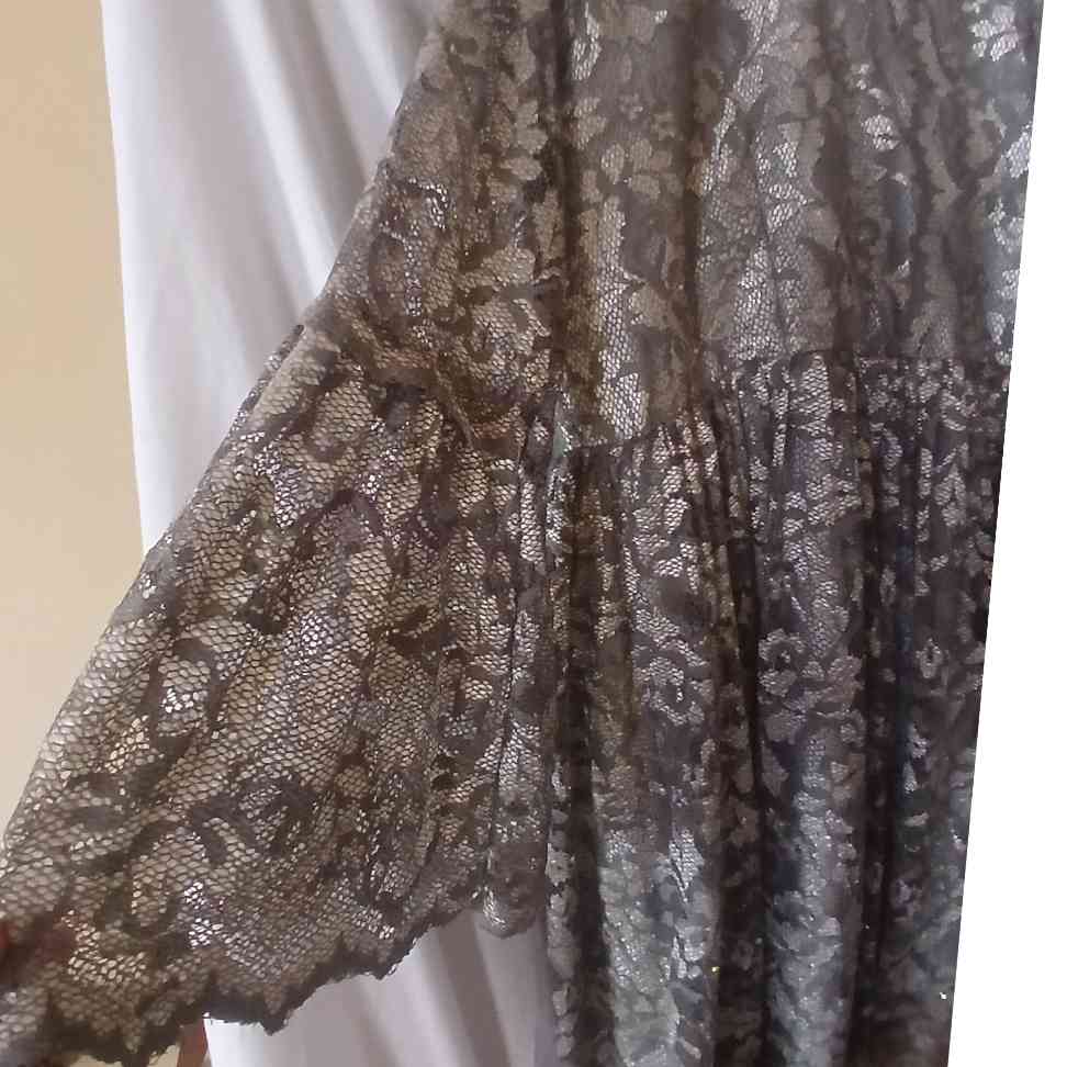 Robe dentelle femme élégante