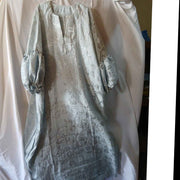 Robe tunique bohème en bleue avec fleurs grises