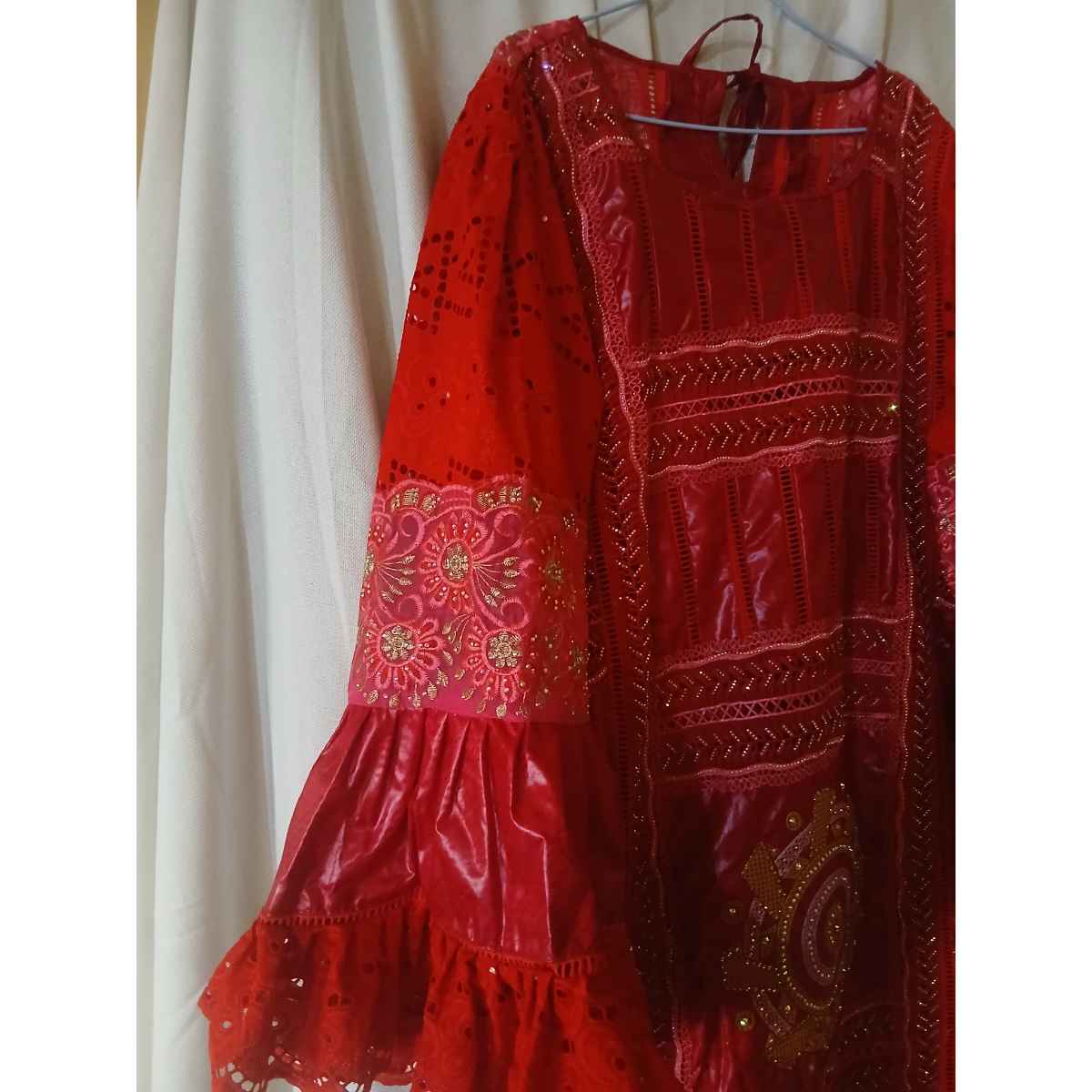 Robe geztner brodée femme rouge et doré, longue élégante cérémonie