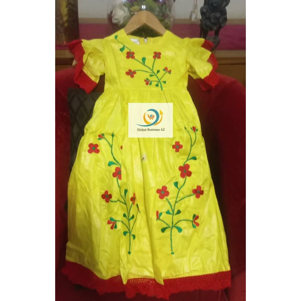 Robe bazin fille jaune brodée de 4 ans