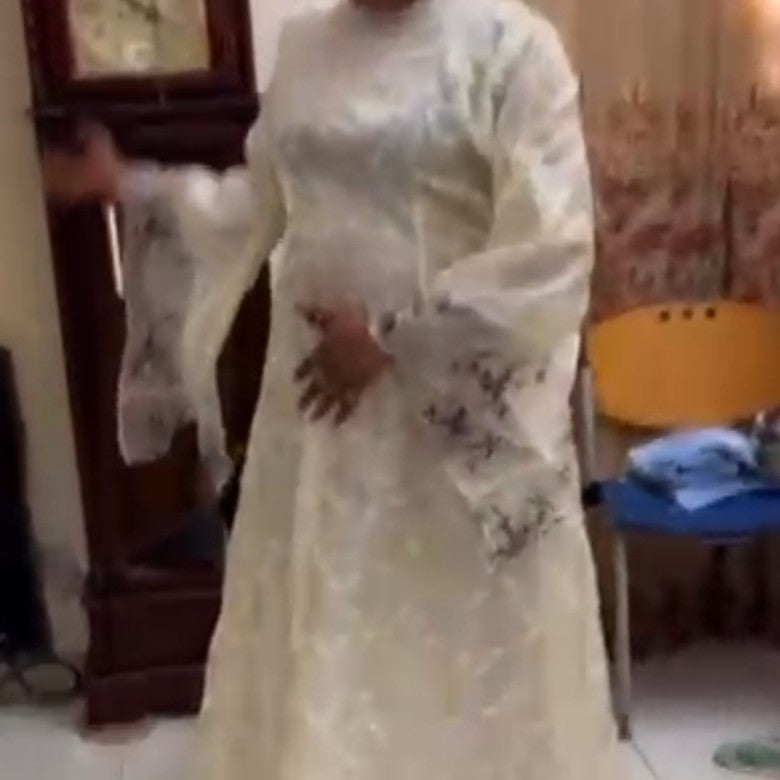 Robe femme en organza et dentelle