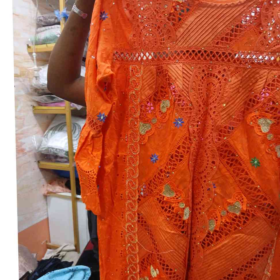Robe bazin orange dentelle bleue