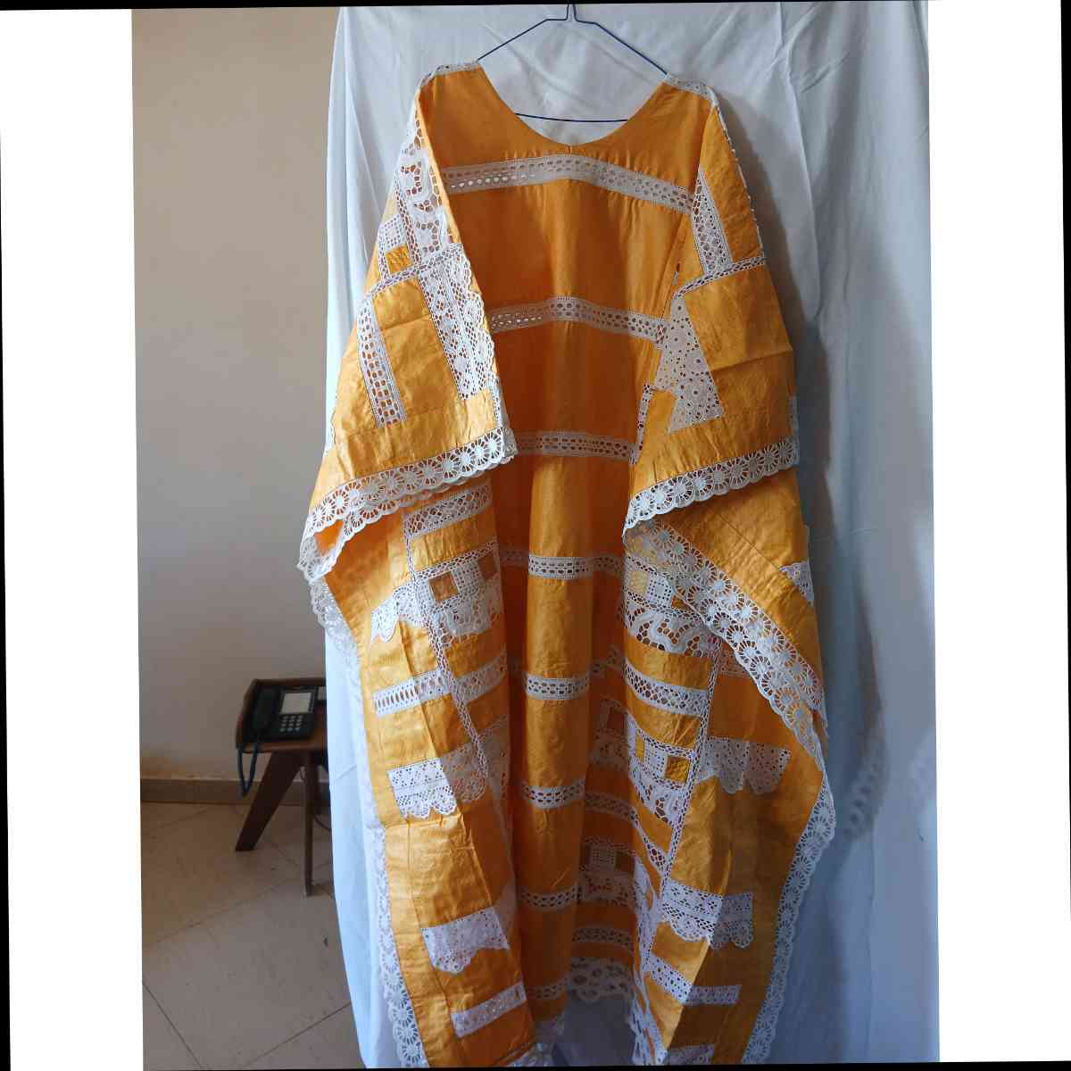 Boubou femme jaune brodé