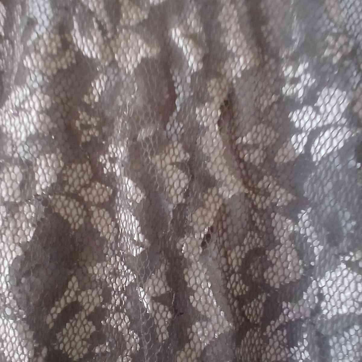 Robe dentelle femme élégante