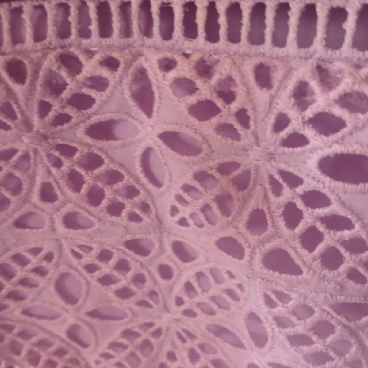 Ensemble femme bazin brodé dentelle élégant