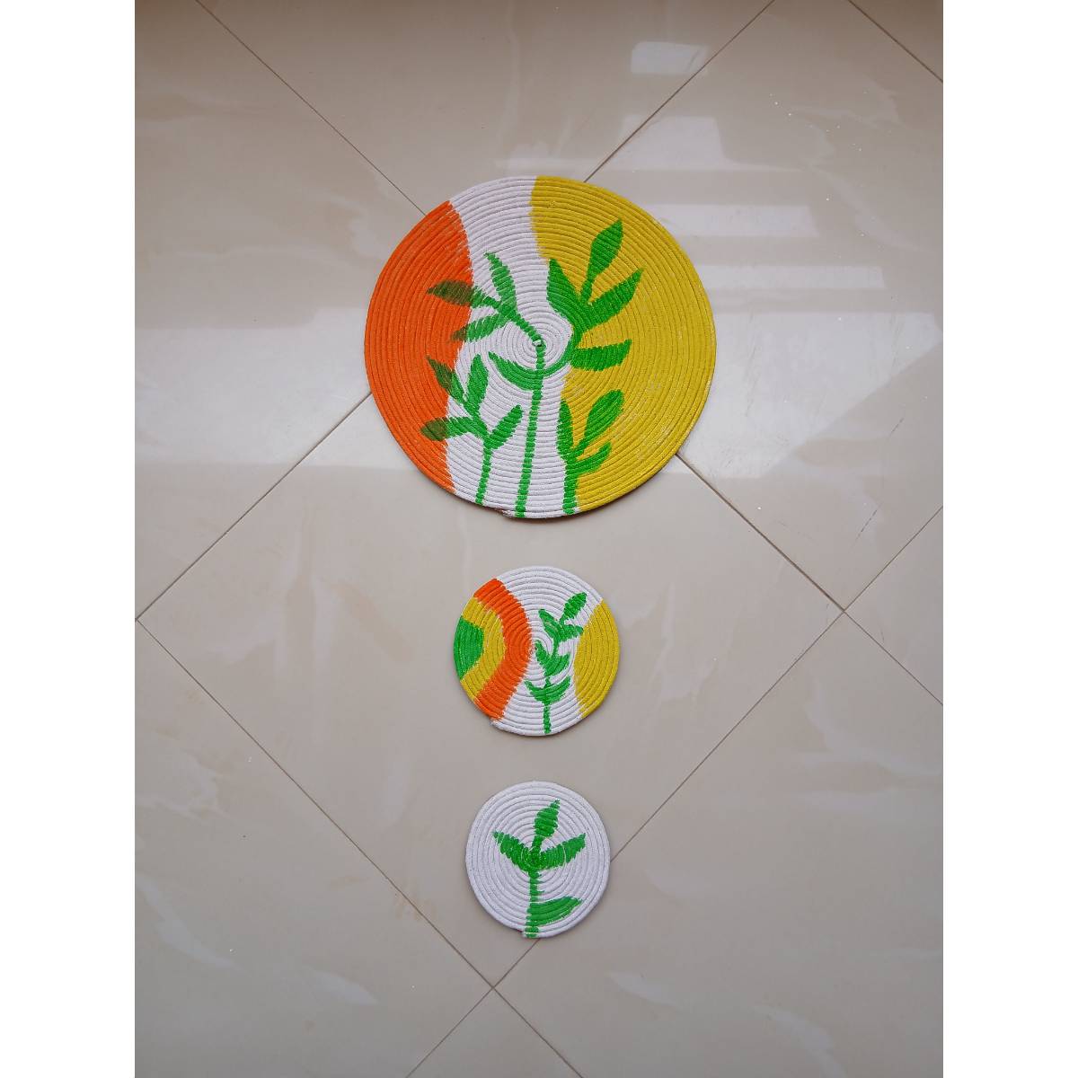 Décoration murale naturelle en corde tressée colorée, set de 3 ronds 30 cm