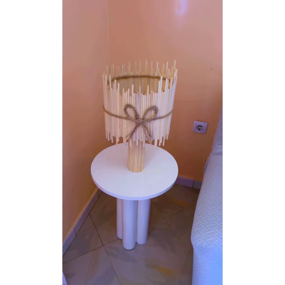 Abat-jour beige en tissu, décoratif et moderne pour lampe de bureau