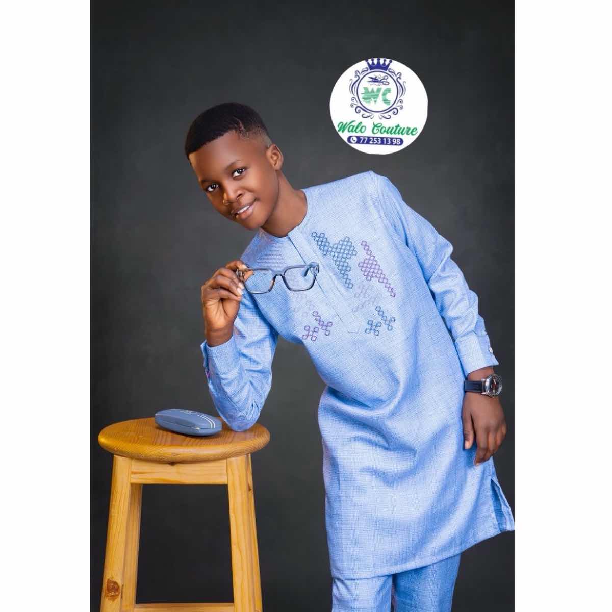 Ensemble costume africain garçon brodé, cérémonie et mariage élégant