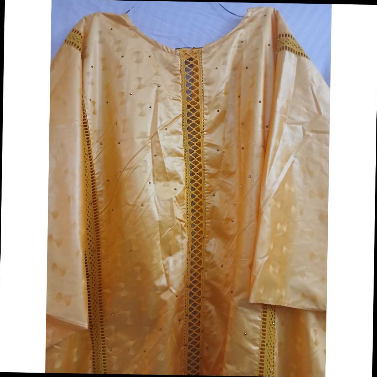 Boubou femme jaune Geztner brodé, tunique africaine élégante cérémonie