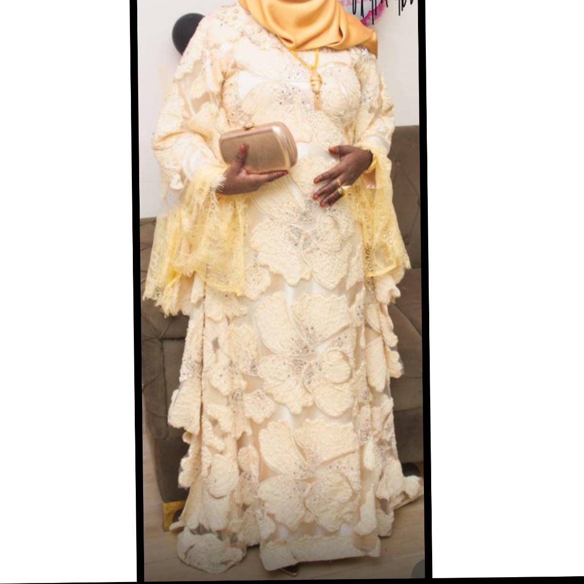 Robe guipure beige mariage longue