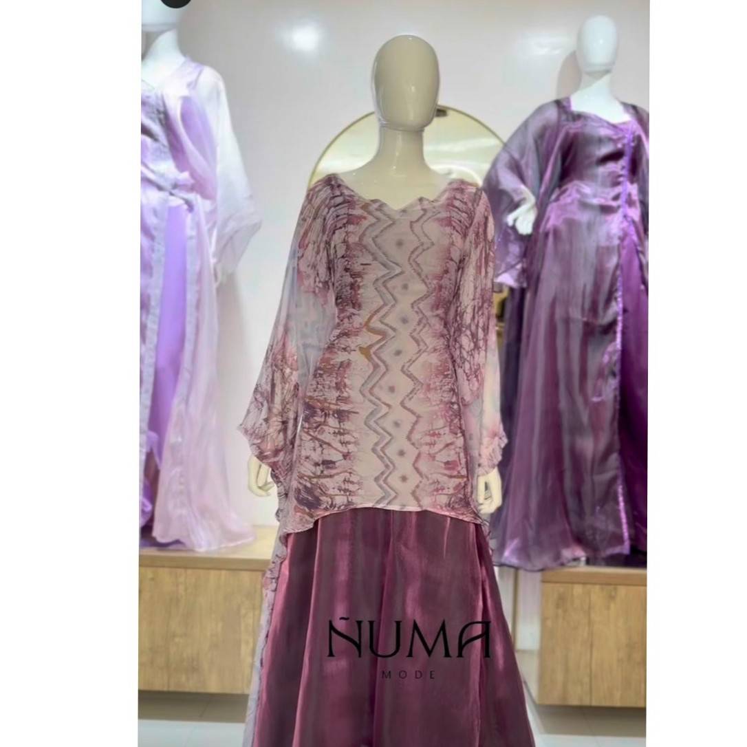 Boubou femme élégant rouge NUMA, robe longue satinée chic événement