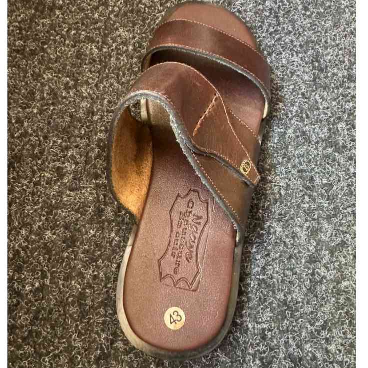 Sandal Ngaye Homme marron cuir – Sandale confortable et élégante 43