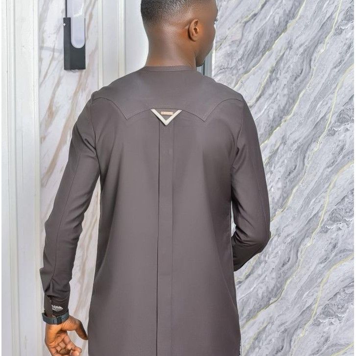 Costume africain homme 3 pièces noir élégant avec pagne tissé moderne