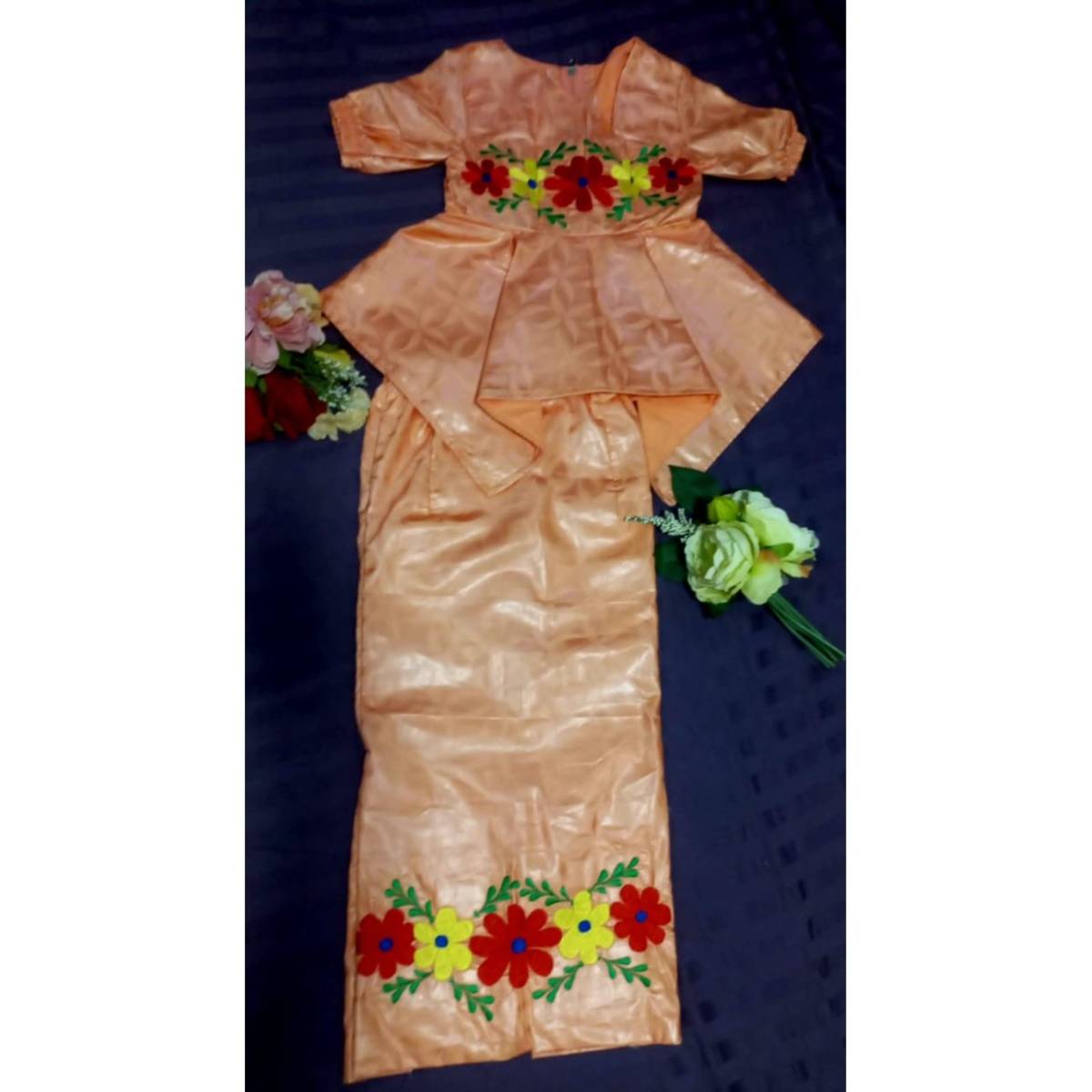 Ensemble cérémonie fille 8 ans orange chic, jupe et haut floral élégant