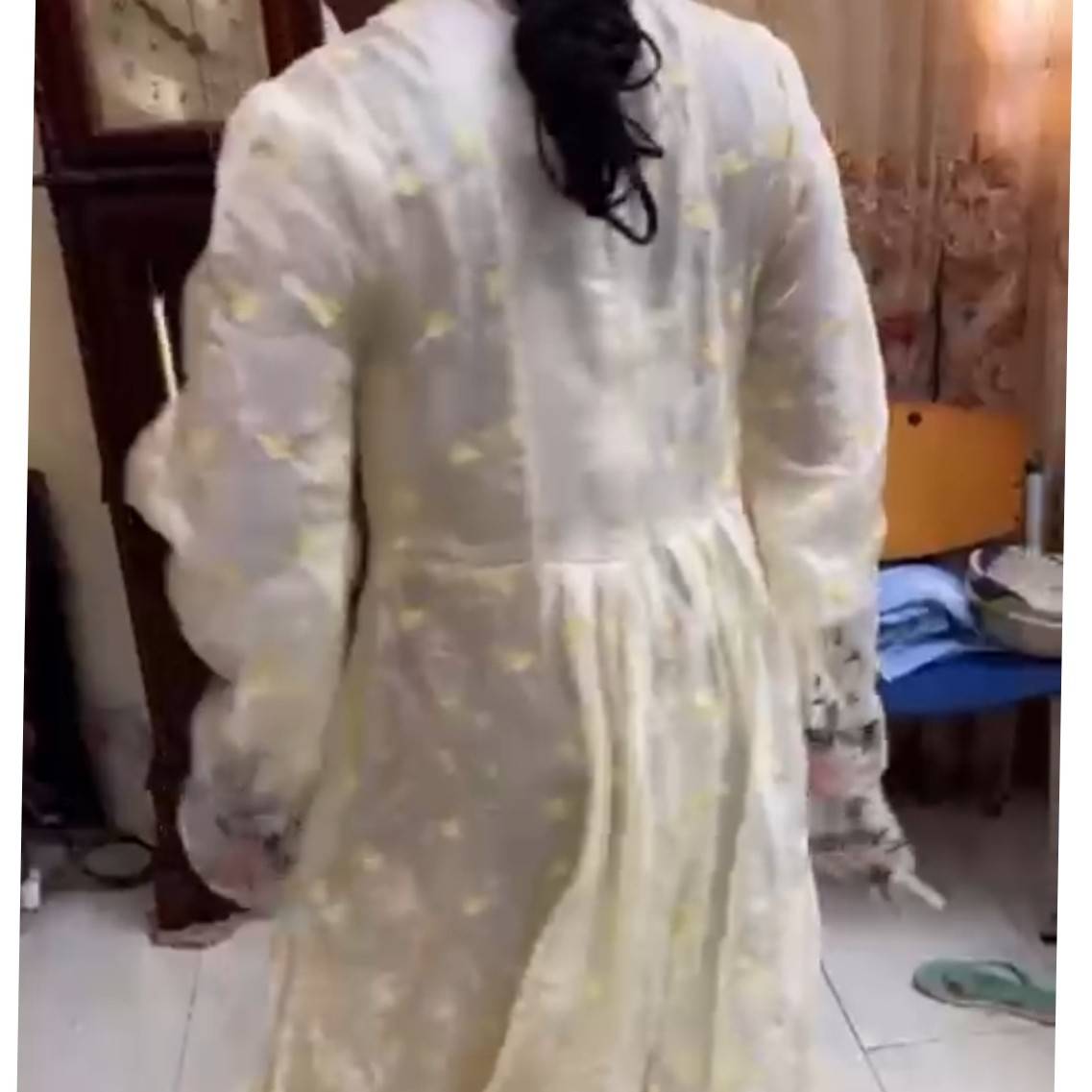 Robe femme en organza et dentelle