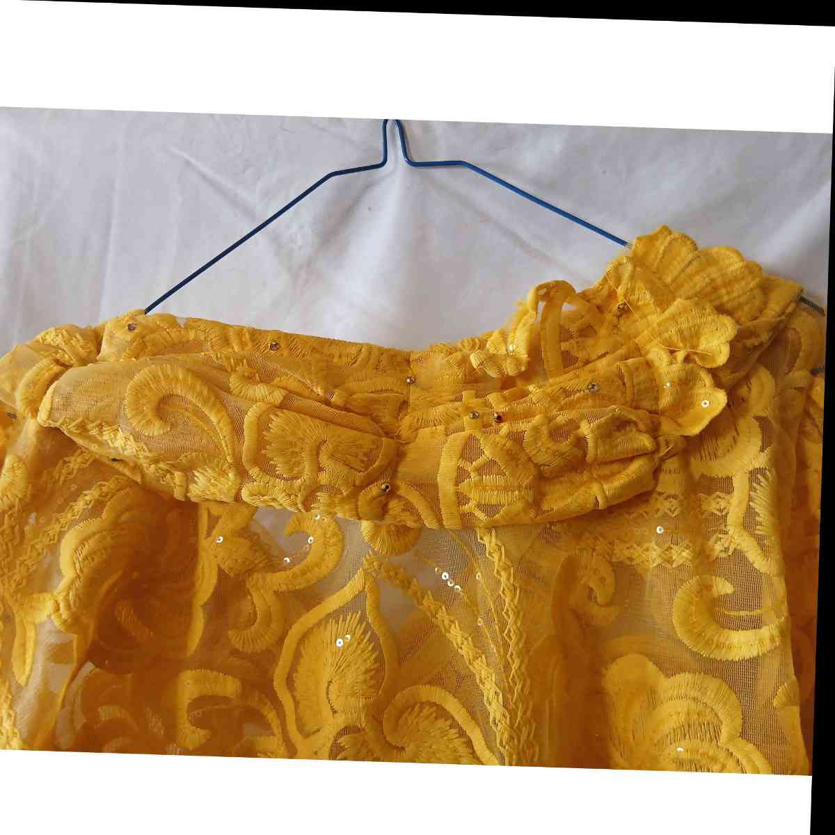 Robe bohème dentelle jaune longue