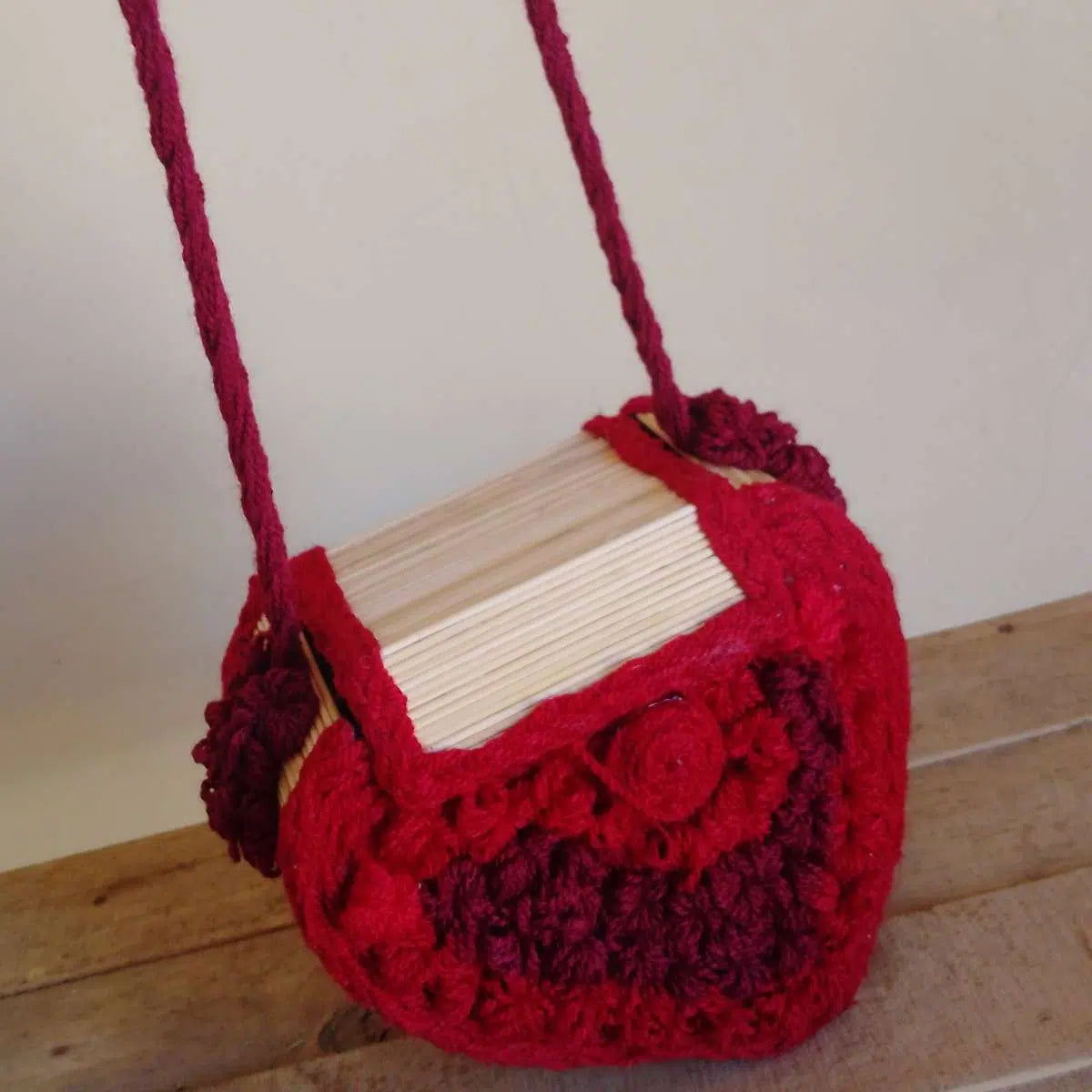 Sac en forme de coeur artisanal femme, bandoulière bohème chic crochet