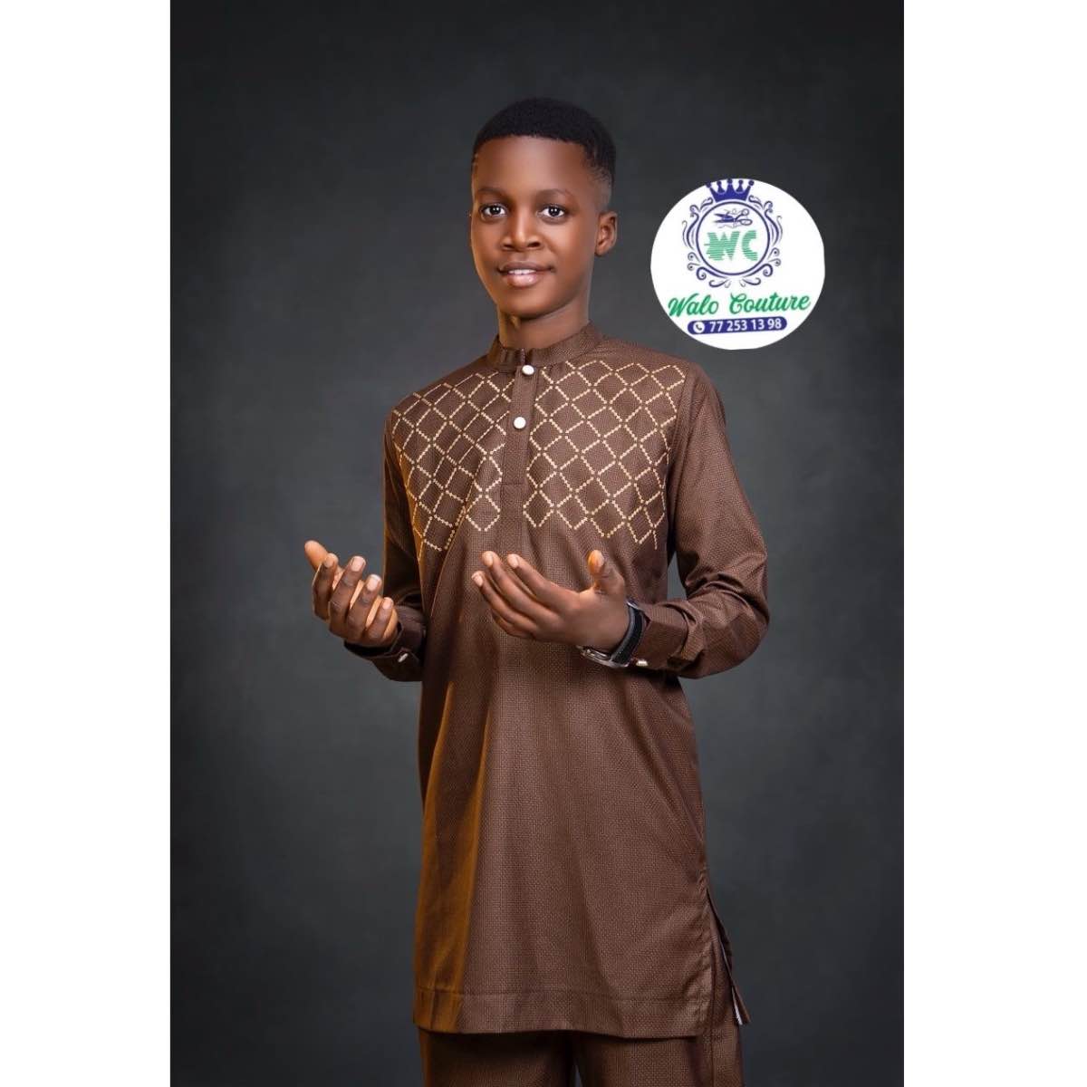 Ensemble costume africain garçon brodé, cérémonie et mariage élégant