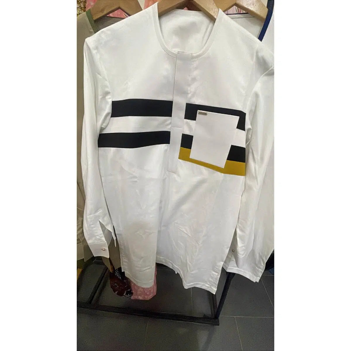 Chemise homme blanche moderne en coton