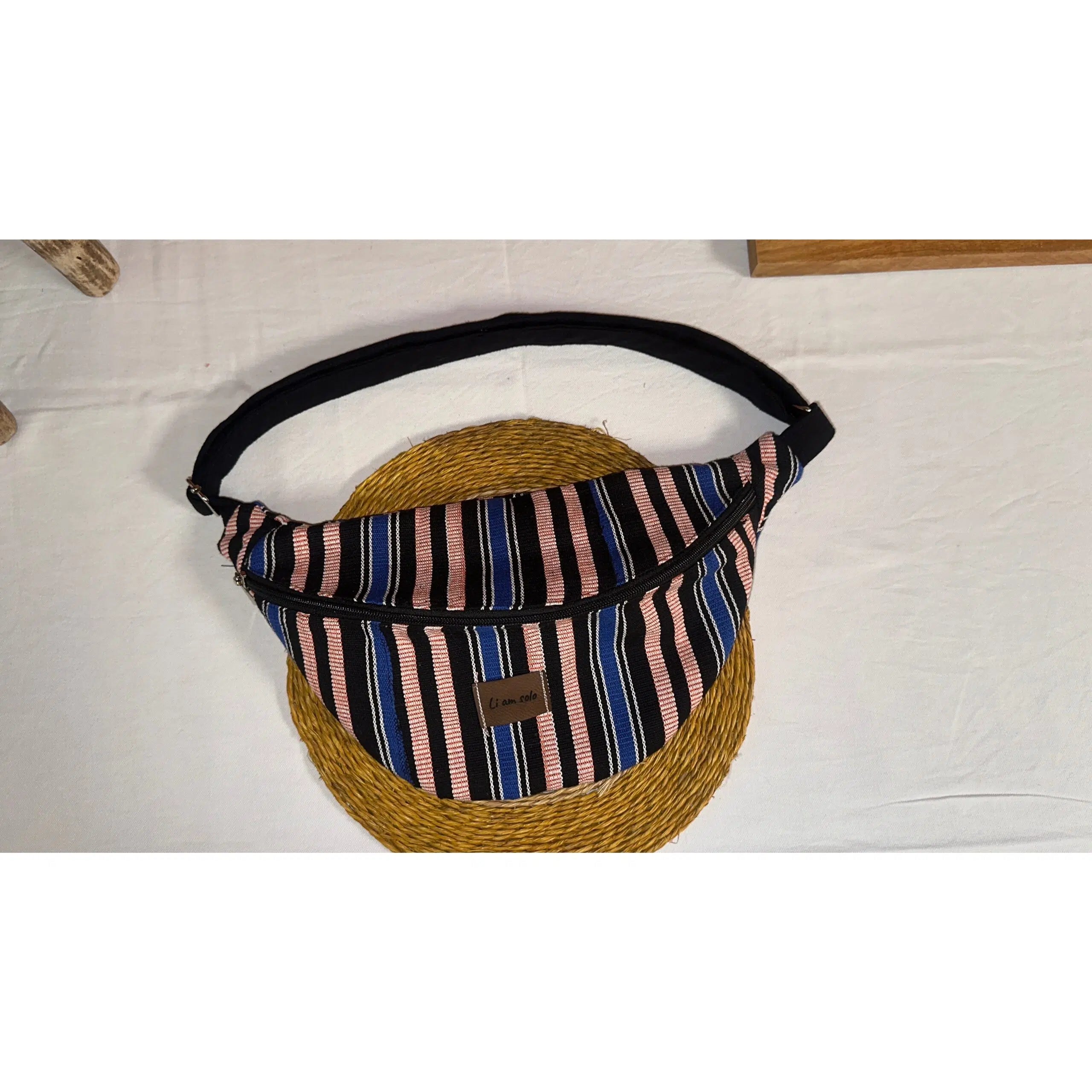 Sac Banane Rayures Urbaines - Style et Praticité