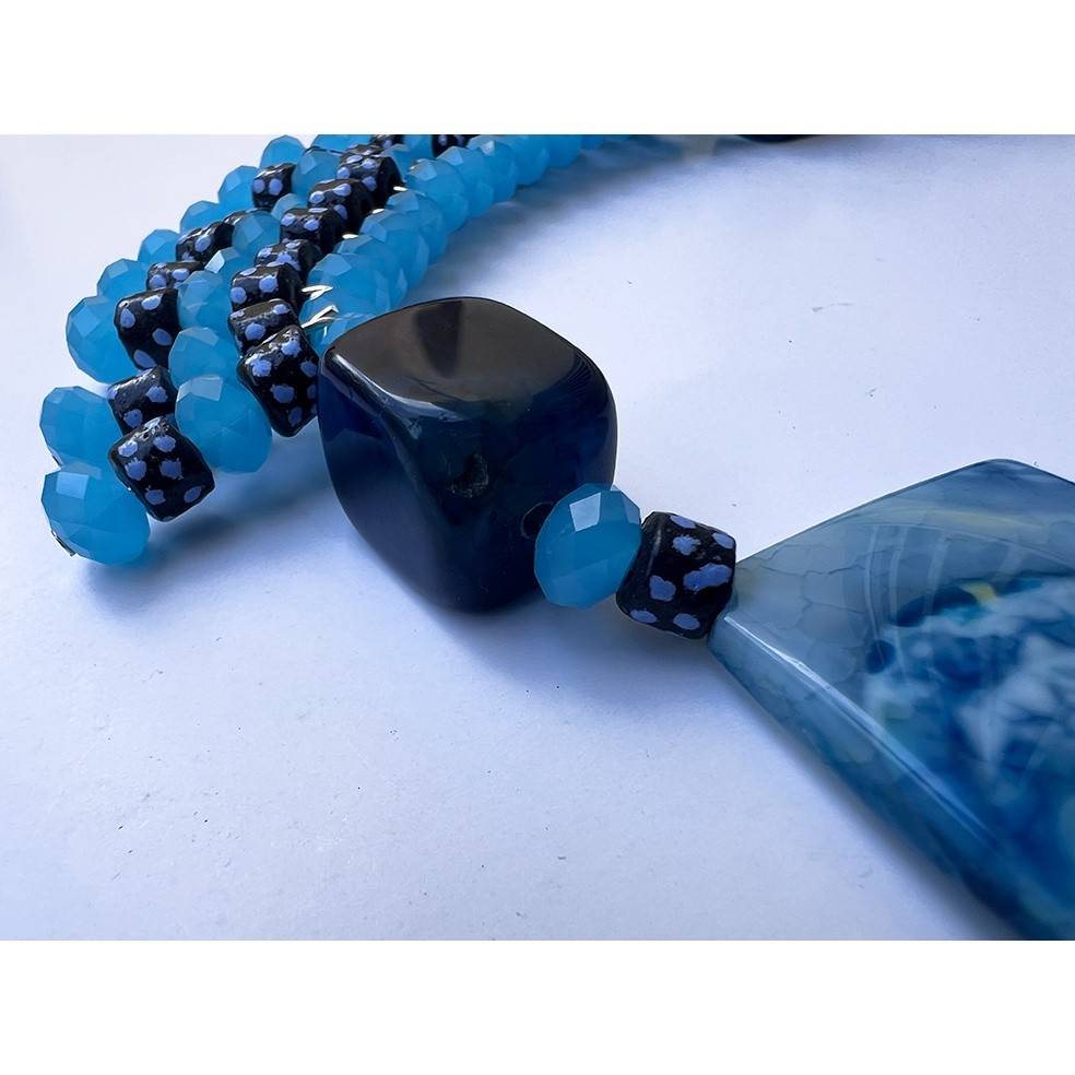 Collier  et boucles d'oreilles - Pierres agate er perles  - TANU