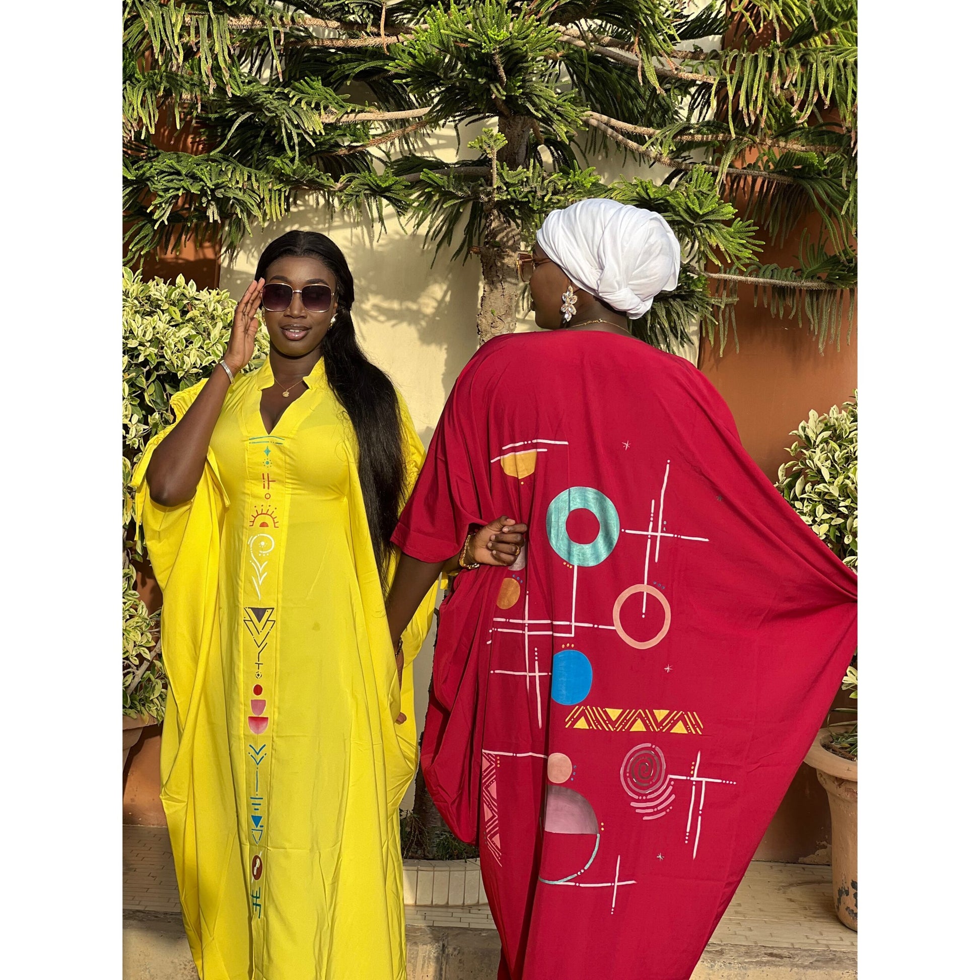 Tunique rouge femme artistique – Caftan élégant peint à la main