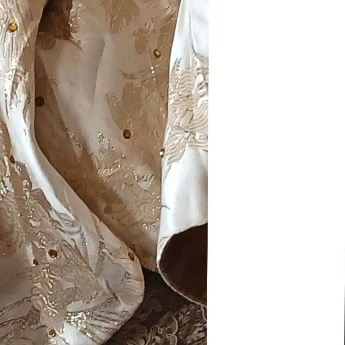 Ensemble jupe et haut dentelle beige chic