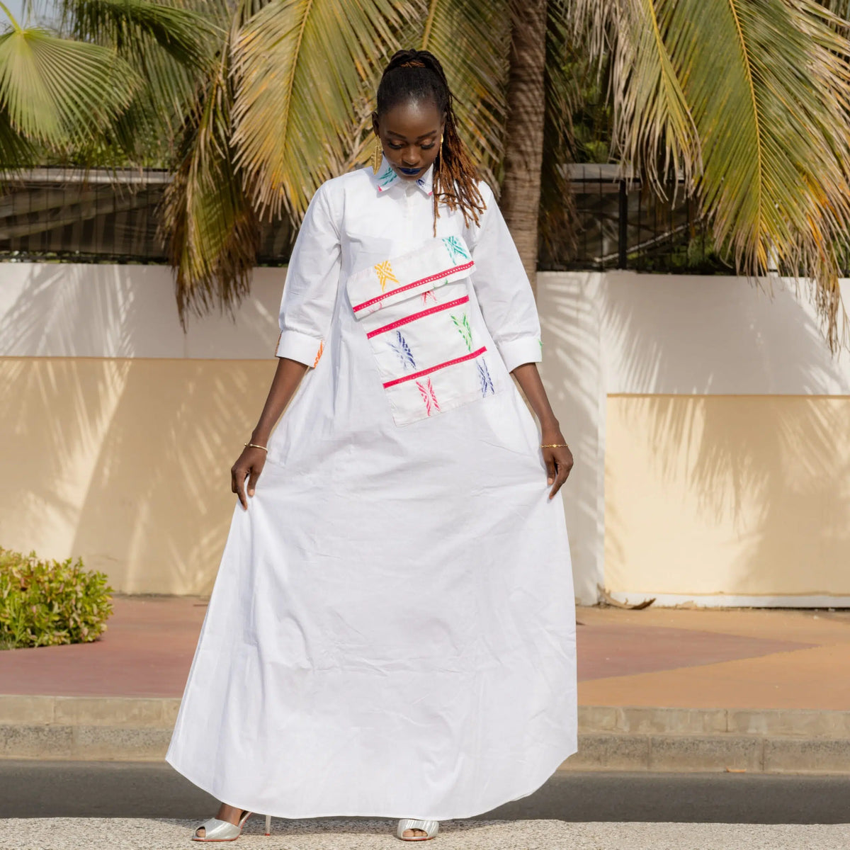 Robe Maxi Éclat Brodée Blanche - Élégance et Confort