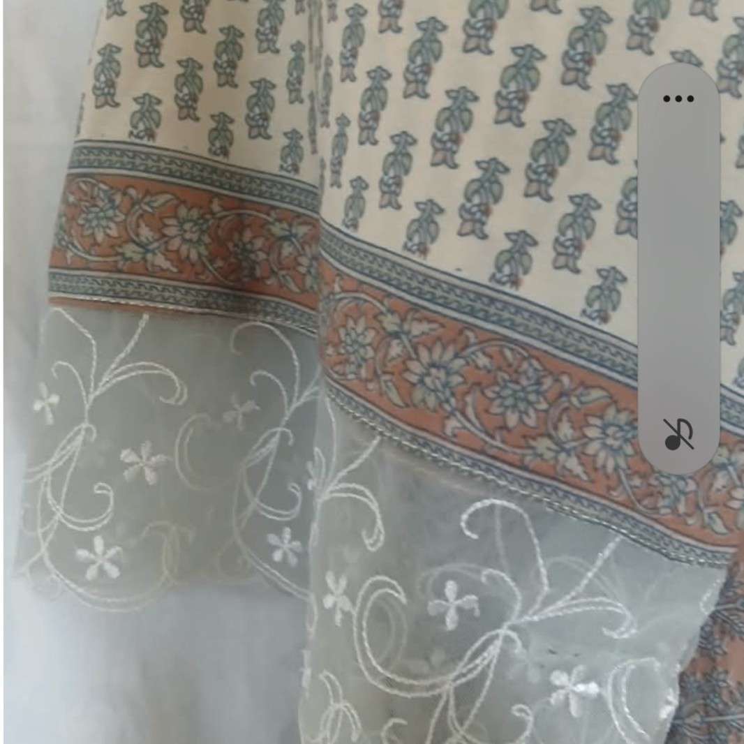 Robe longue bohème chic femme en soie et dentelle, manches longues élégante