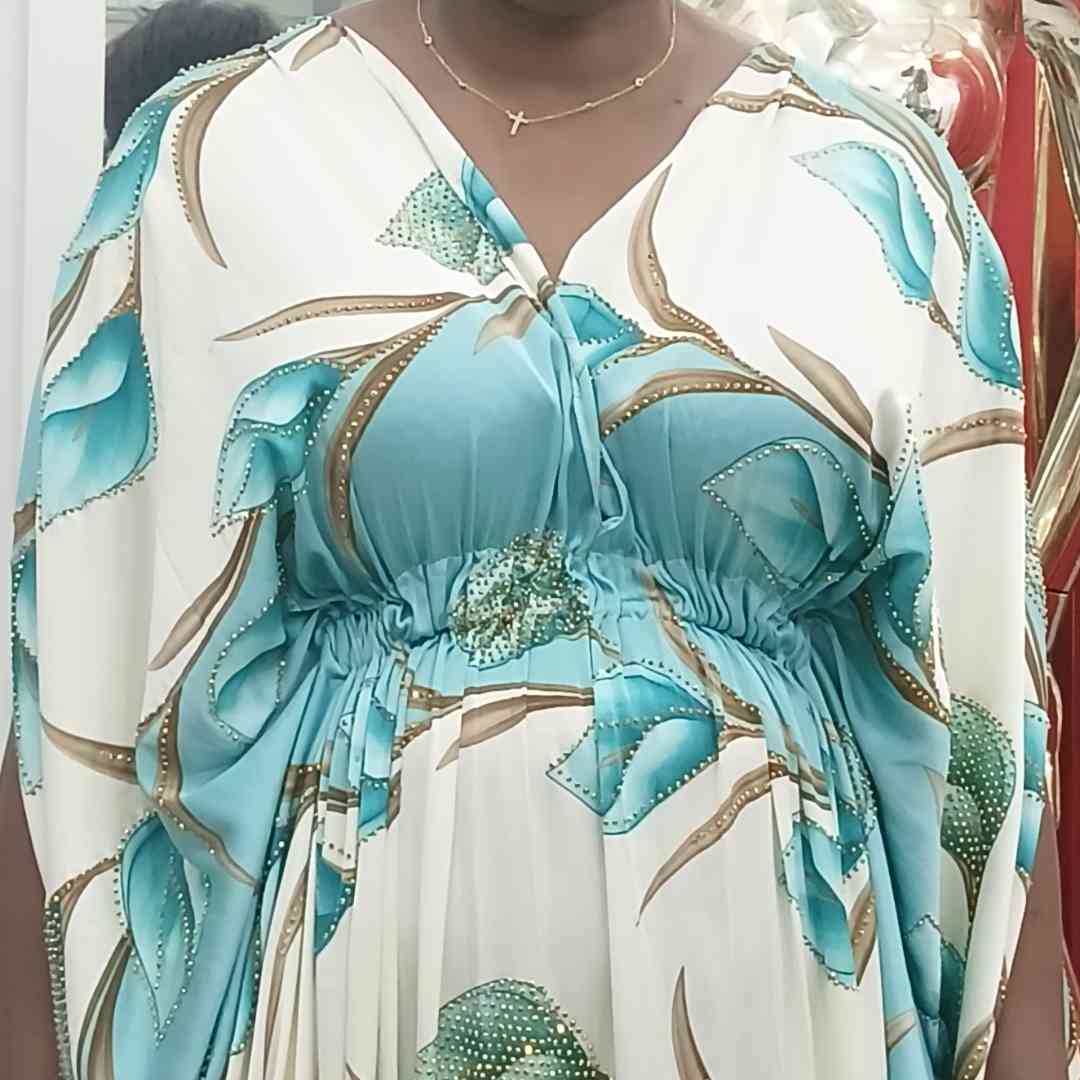 Robe Femme en Soie Perlée - Élégance Florale Turquoise et Crème