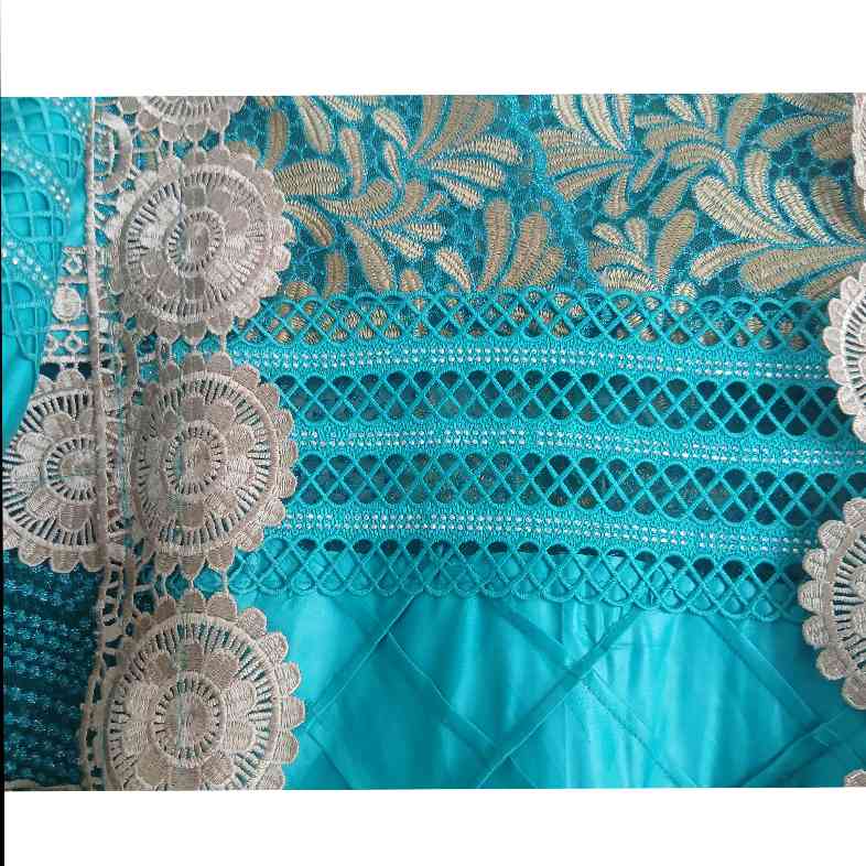 Robe bazin dentelle femme longue élégante cérémonie brodée bleu turquoise