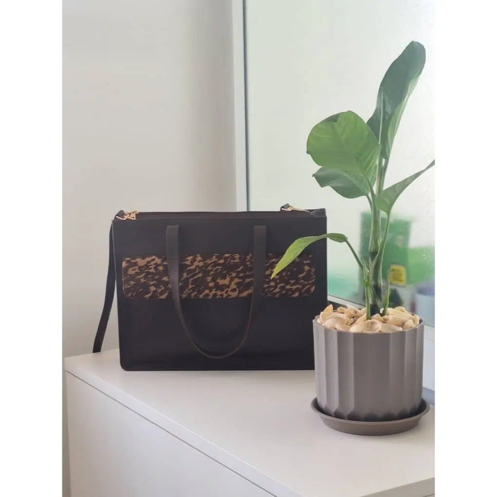 Sac à main cuir femme noir Amina vachette (30x40)