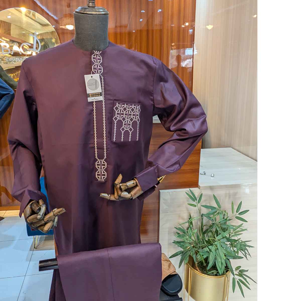 Costume africain homme élégant brodé, tenue traditionnelle cérémonie XL XXL