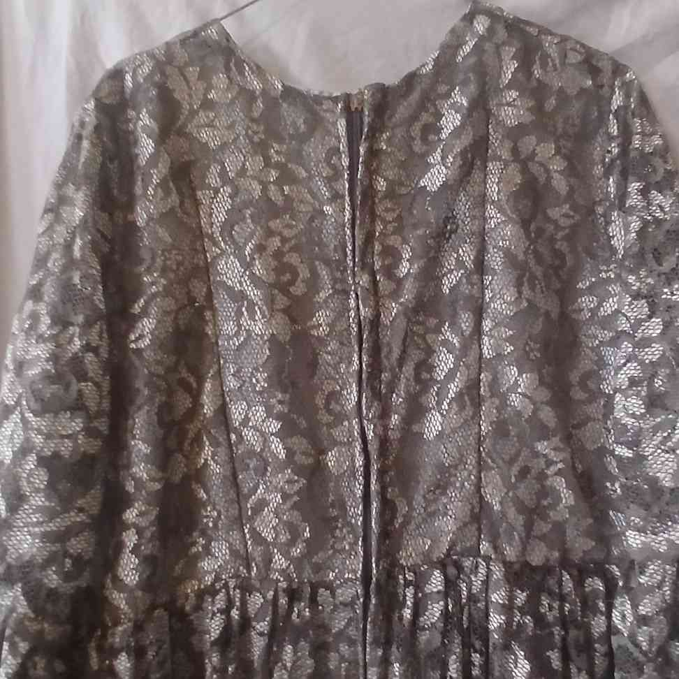 Robe dentelle femme élégante
