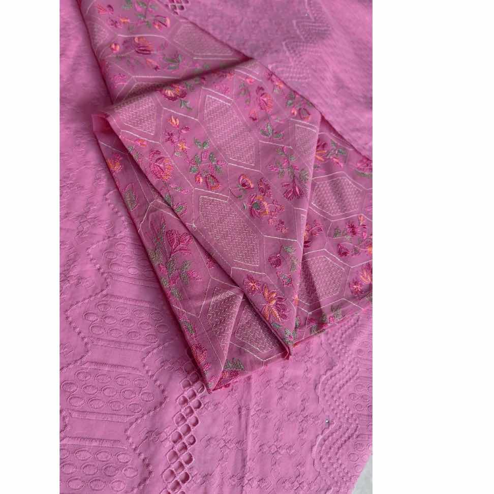 Tissu rubia coton chic rose brodé fleurs, idéal cérémonie et haute couture