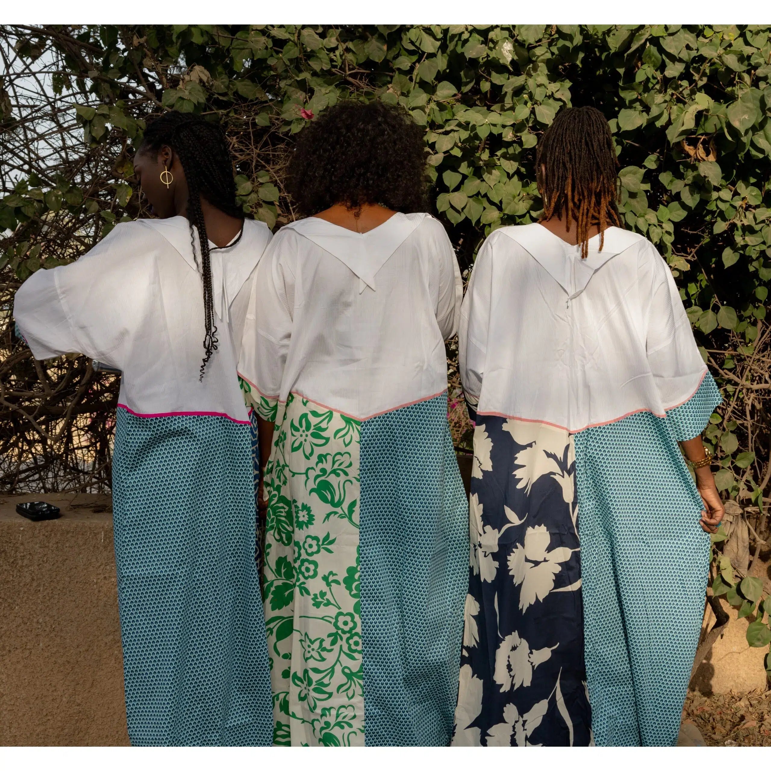 Kaftan Vibrant Harmony - Élégance Culturelle et Contemporaine