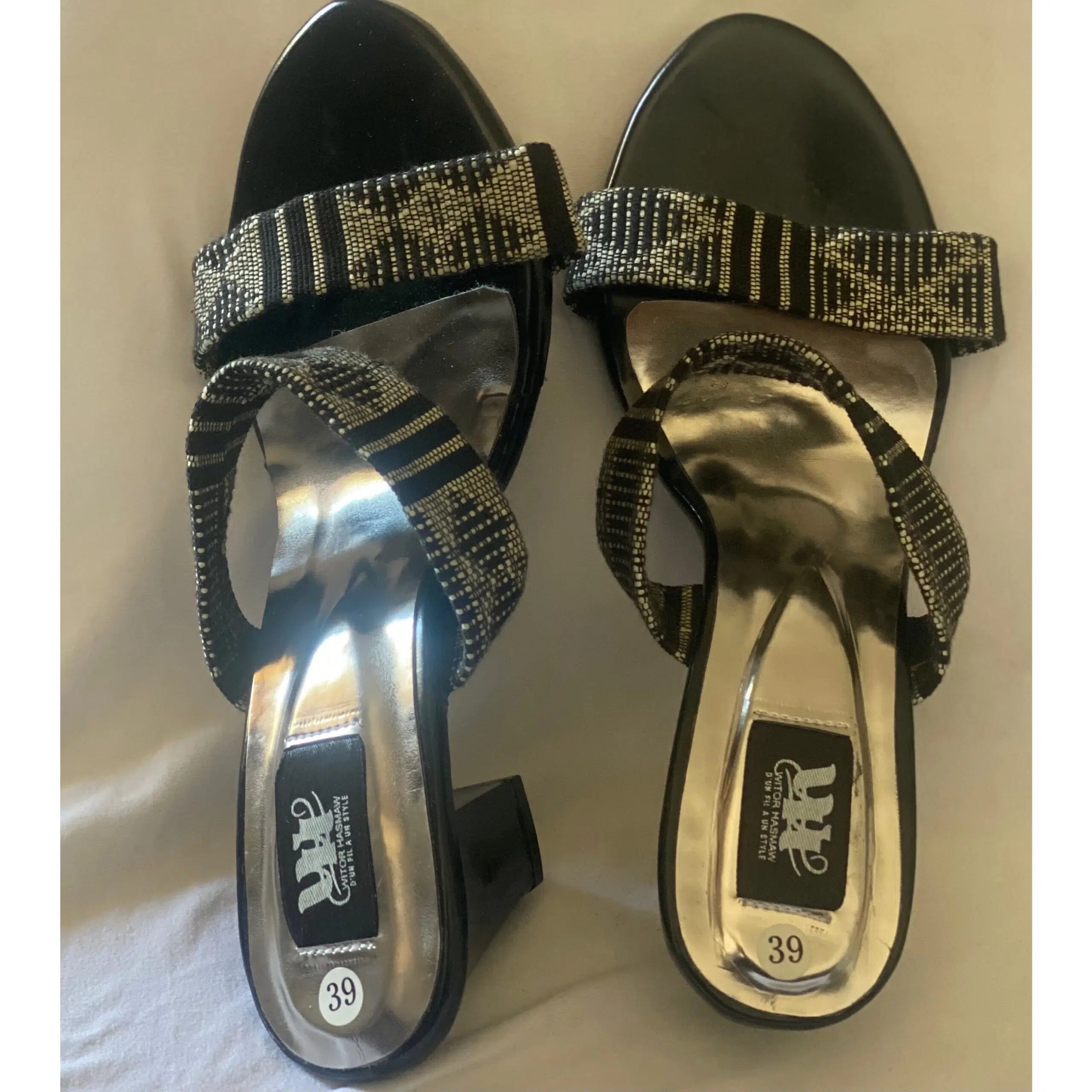 Talons en pagne noir chic – sandales élégantes à talon carré femme