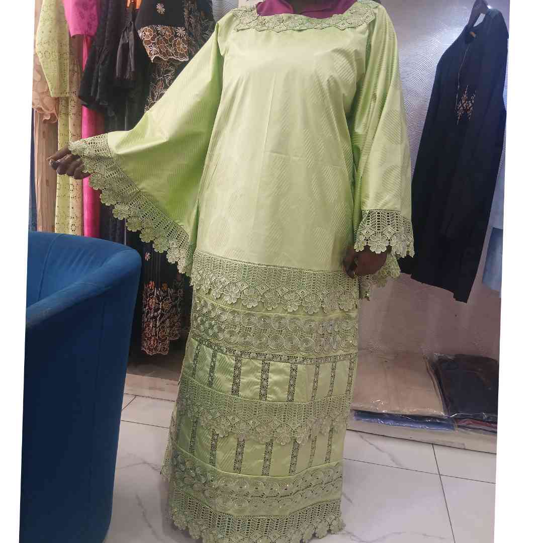 Robe Geztner verte élégante femme, longue cérémonie dentelle satinée