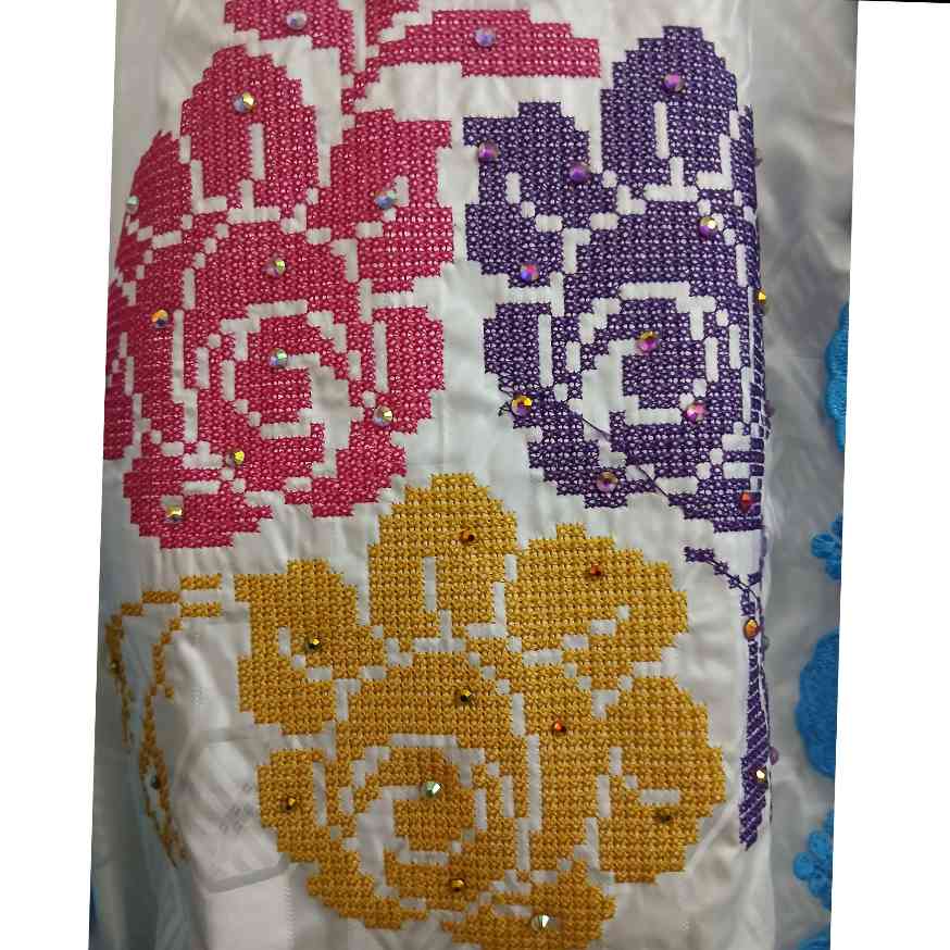 Boubou blanc femme brodé bleu turquoise, robe élégante de mariage ethnique