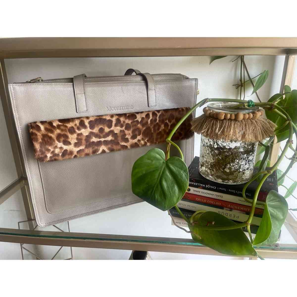 Sac à main cuir femme noir Amina vachette (30x40)