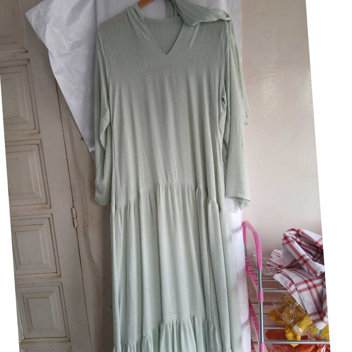Robe Maxi Coton Vert Menthe à Capuchon - Élégance Chic