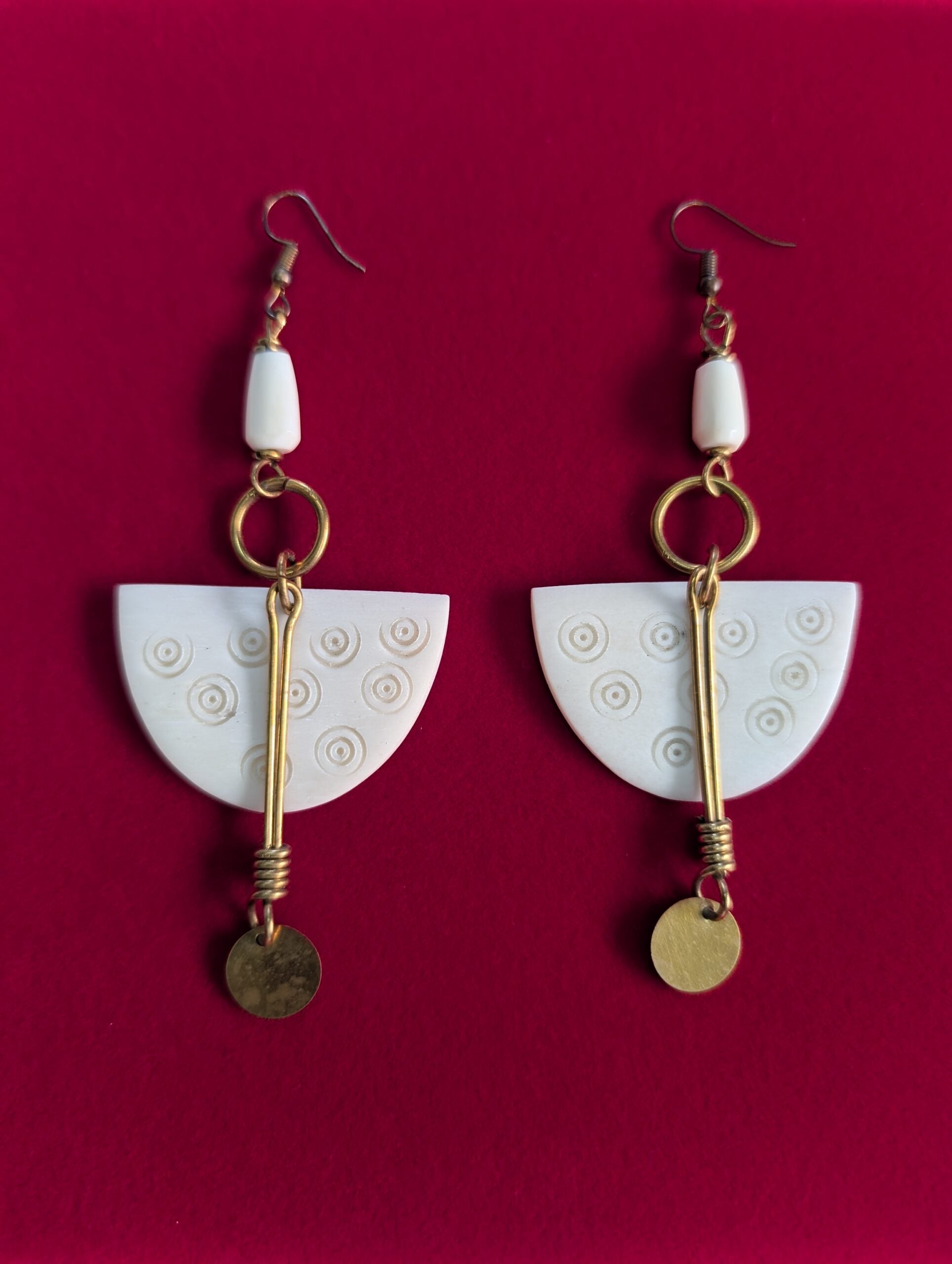 Boucles d’oreilles design bronze et ivoire