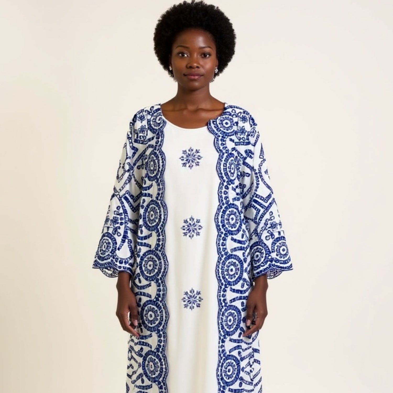 Robe style bohème en coton longue avec motifs bleus