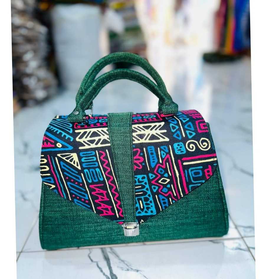 Sac à bandoulière femme bohème chic en toile de jute, orange et beige