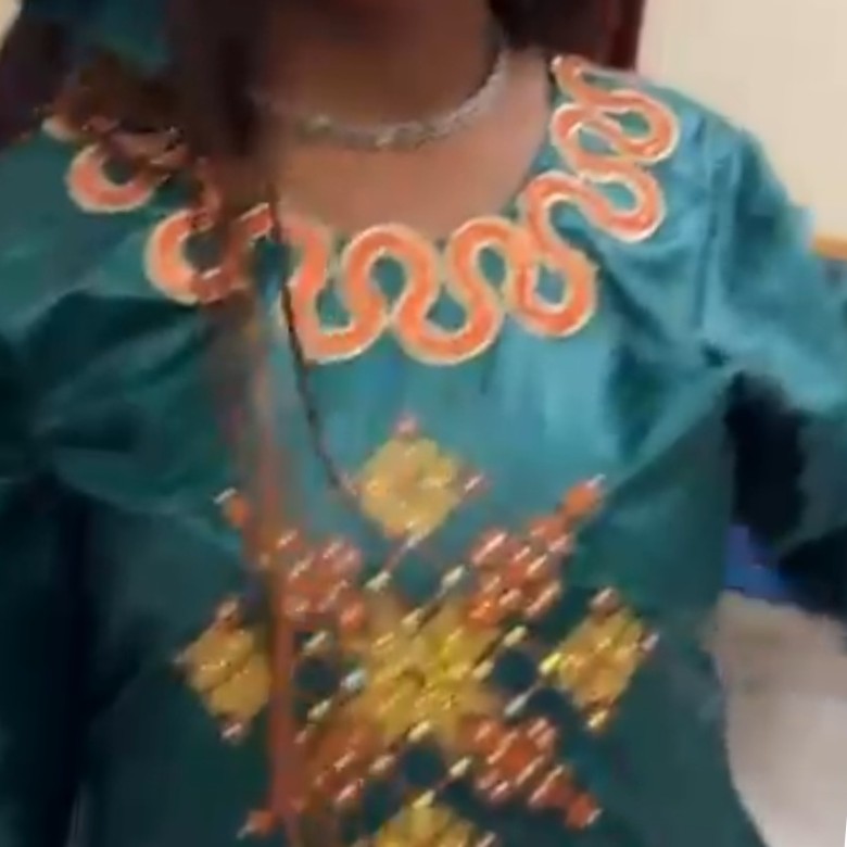 Robe femme en geztner thioup avec broderie